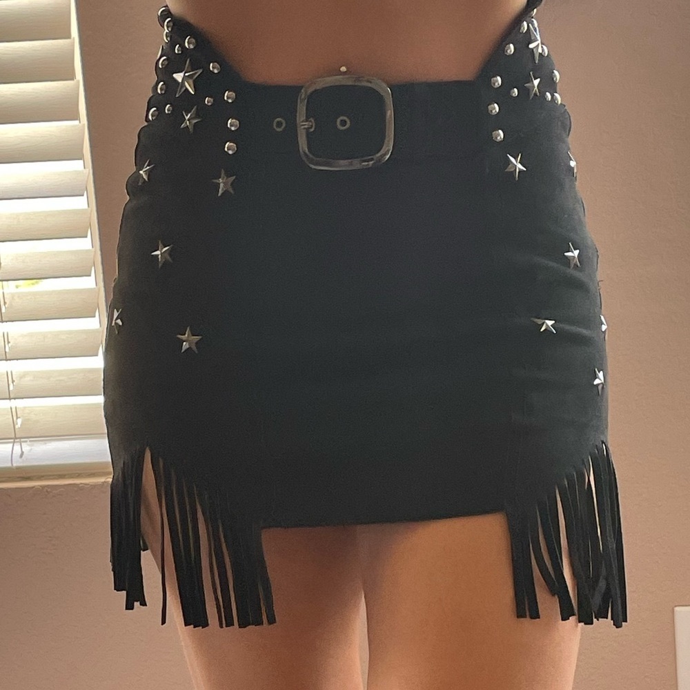 ⭐️ Western Cowgirl Style Black Festival Mini Skirt with Silver Metal Stars
